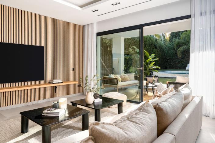 Image No.14-5 Bed Villa for sale