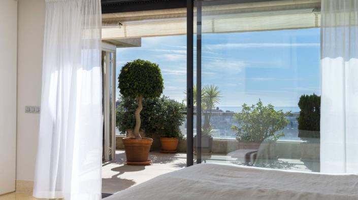 Image No.10-4 Bed Apartment for sale