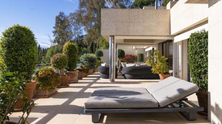 Image No.18-4 Bed Apartment for sale