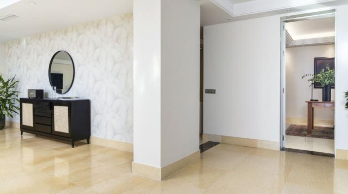 Image No.21-4 Bed Apartment for sale