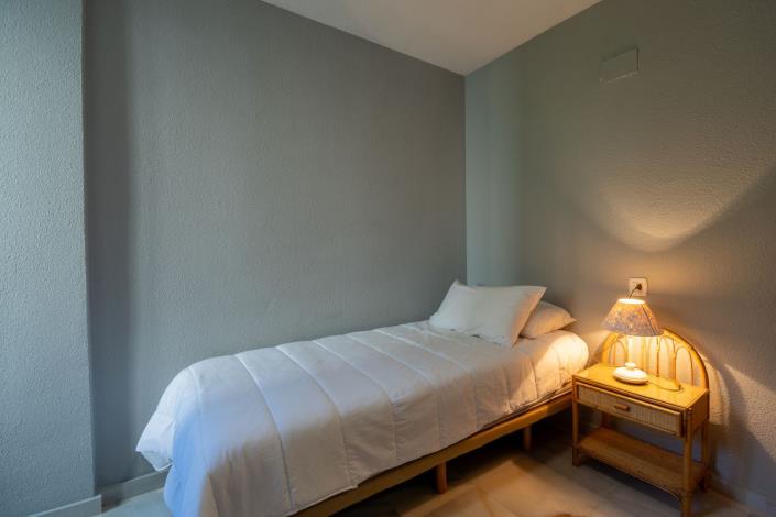 Image No.14-4 Bed Townhouse for sale