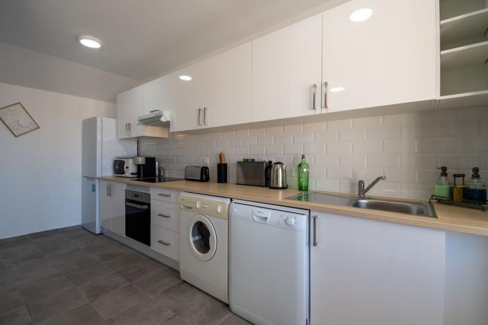 Image No.18-4 Bed Townhouse for sale