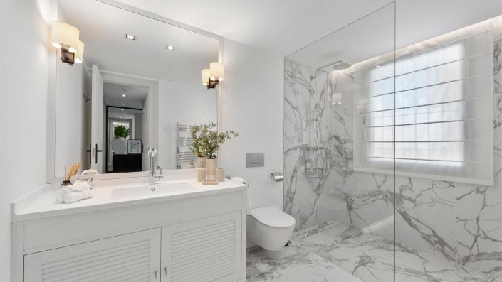 Image No.18-Villa de 7 chambres à vendre à Nueva Andalucia