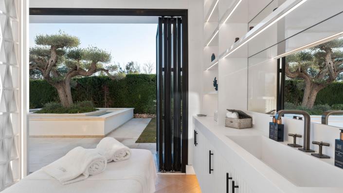 Image No.40-Villa de 7 chambres à vendre à Nueva Andalucia