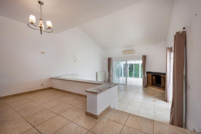 Image No.5-3 Bed Villa / Detached for sale