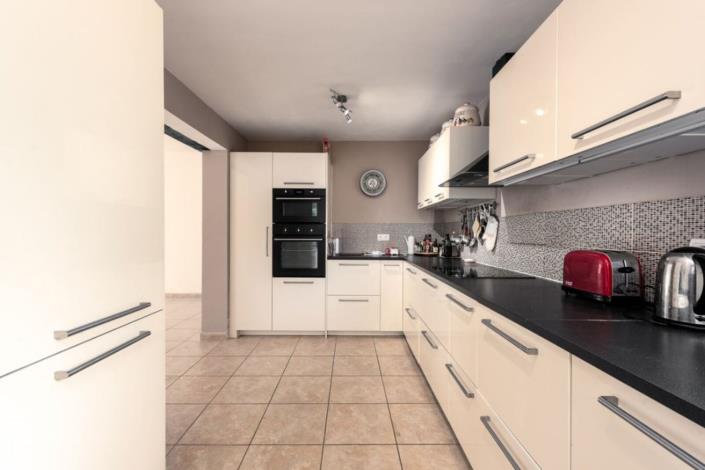 Image No.14-3 Bed Villa / Detached for sale