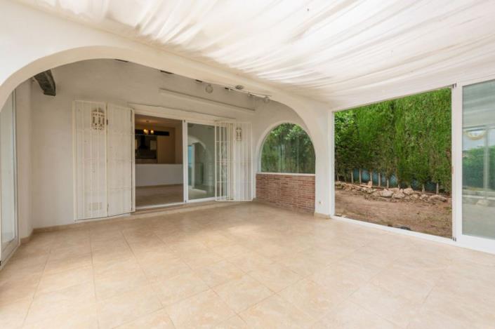 Image No.20-3 Bed Villa / Detached for sale