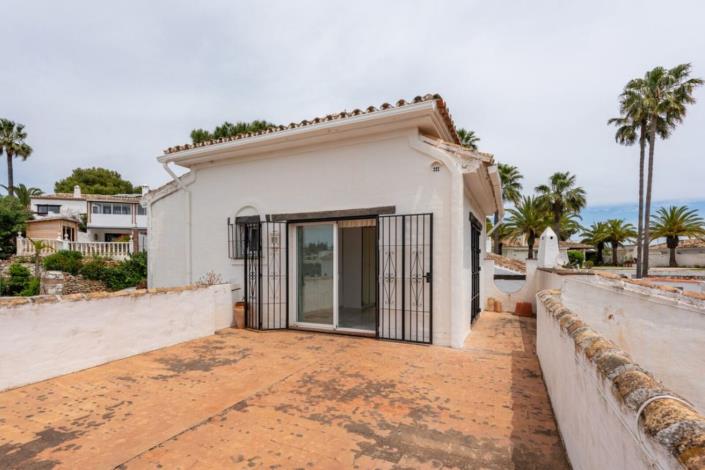 Image No.30-3 Bed Villa / Detached for sale