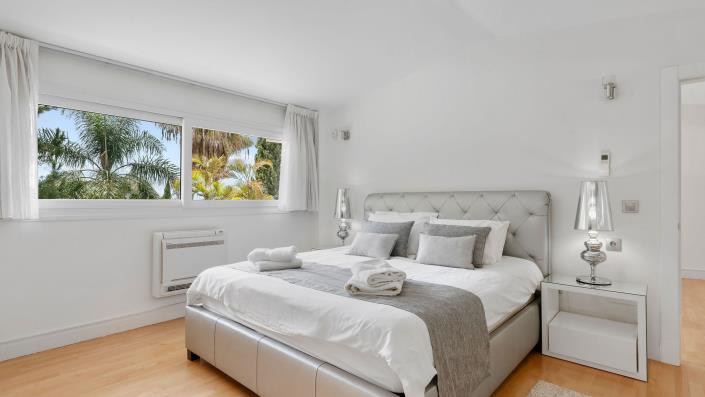 Image No.30-7 Bed Villa for sale