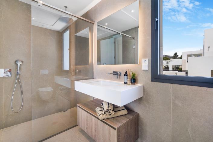 Image No.20-6 Bed Villa for sale