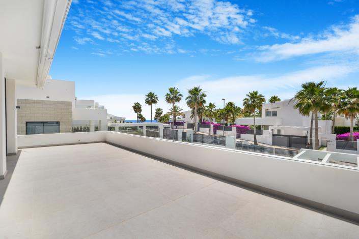 Image No.24-6 Bed Villa for sale