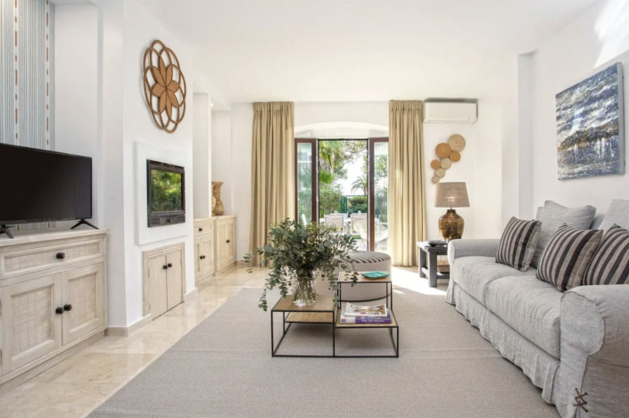 Image No.4-2 Bed Townhouse for sale