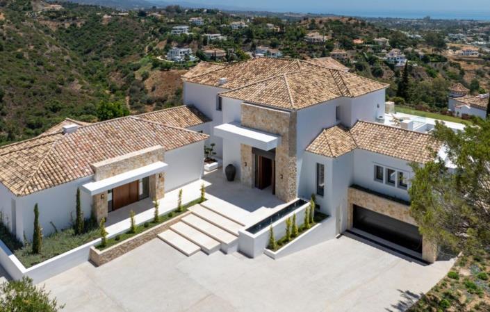 Image No.10-Villa for sale