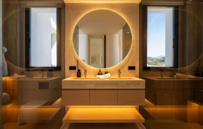 Image No.23-Villa for sale