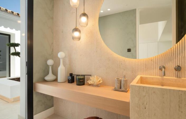 Image No.27-Villa for sale