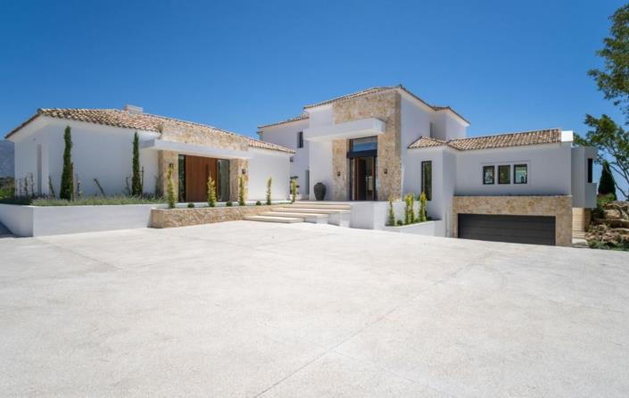 Image No.35-Villa for sale