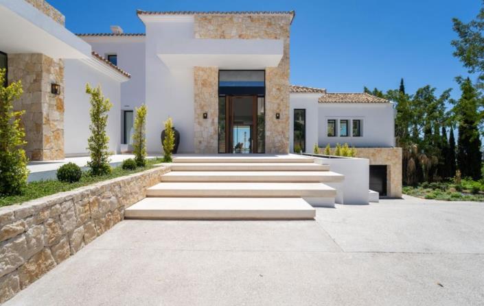 Image No.36-Villa for sale