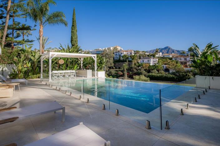 Image No.27-5 Bed Villa for sale