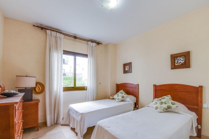 Image No.15-2 Bed Apartment for sale