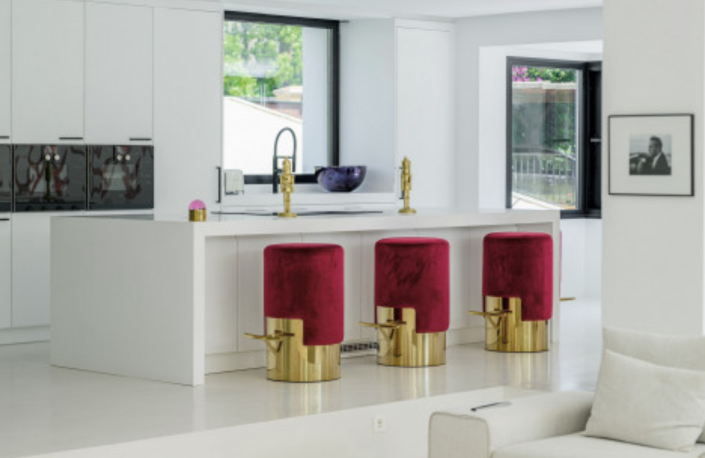 Image No.15-4 Bed Villa / Detached for sale