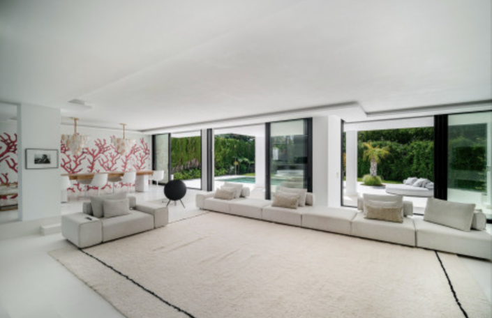 Image No.16-4 Bed Villa / Detached for sale