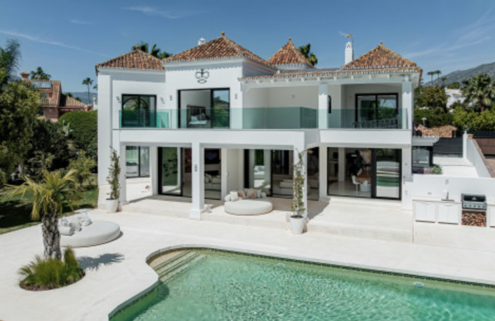 Image No.18-4 Bed Villa / Detached for sale