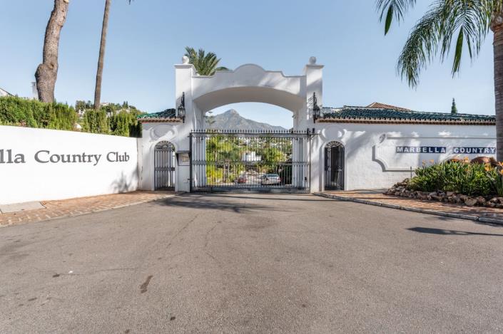 Image No.24-4 Bed Villa for sale