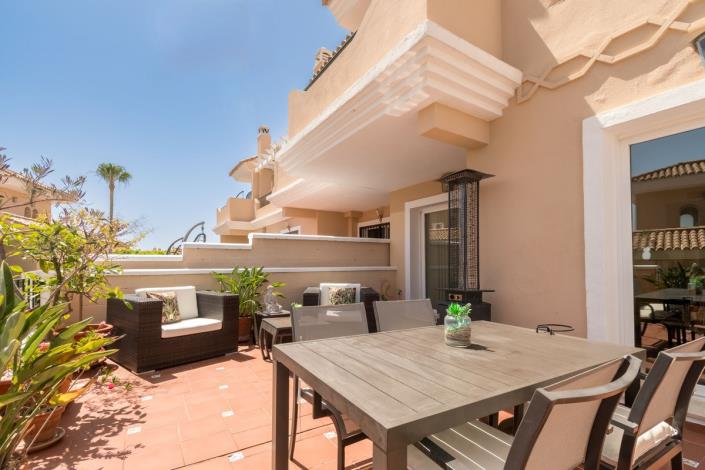 Image No.11-3 Bed Townhouse for sale