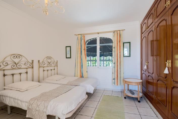 Image No.21-5 Bed Villa for sale