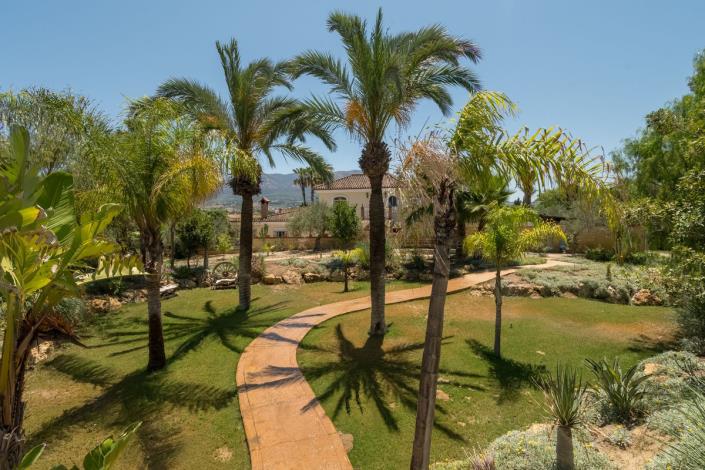 Image No.51-5 Bed Villa for sale