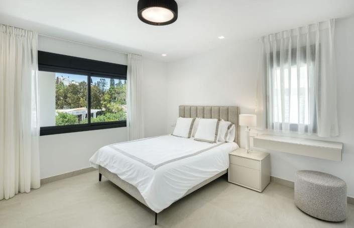 Image No.16-Villa de 5 chambres à vendre à Nueva Andalucia