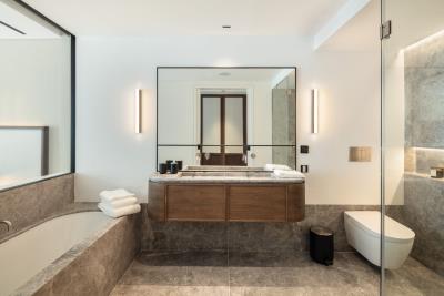 36ac25d3-2f71-42b4-88ee-b4fa0923a86c