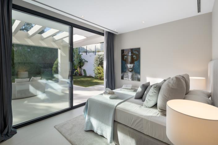 Image No.17-6 Bed Villa for sale