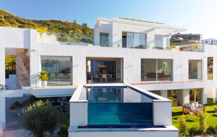 Image No.2-Villa de 5 chambres à vendre à Mijas Costa