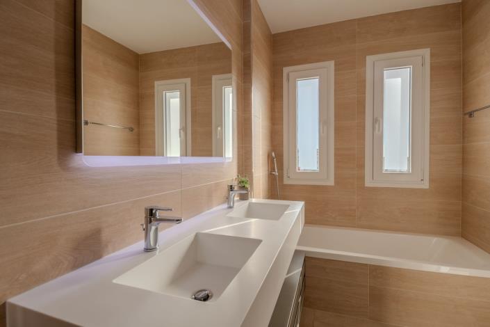 Image No.30-4 Bed Townhouse for sale