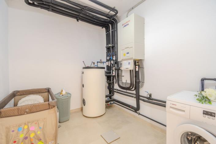 Image No.35-4 Bed Townhouse for sale