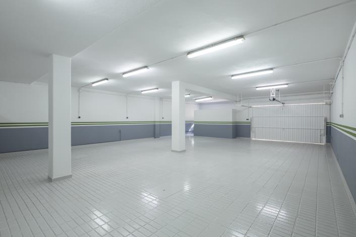 Image No.8-Villa de 12 chambres à vendre à Nueva Andalucia