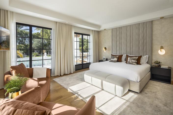 Image No.11-Villa de 12 chambres à vendre à Nueva Andalucia