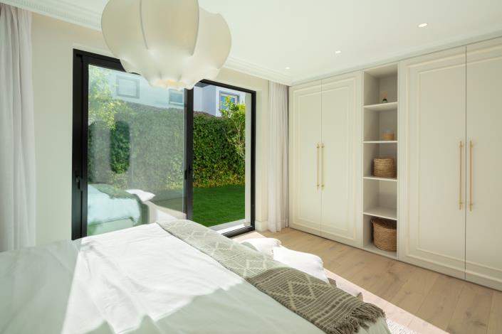 Image No.21-Villa de 5 chambres à vendre à Nueva Andalucia