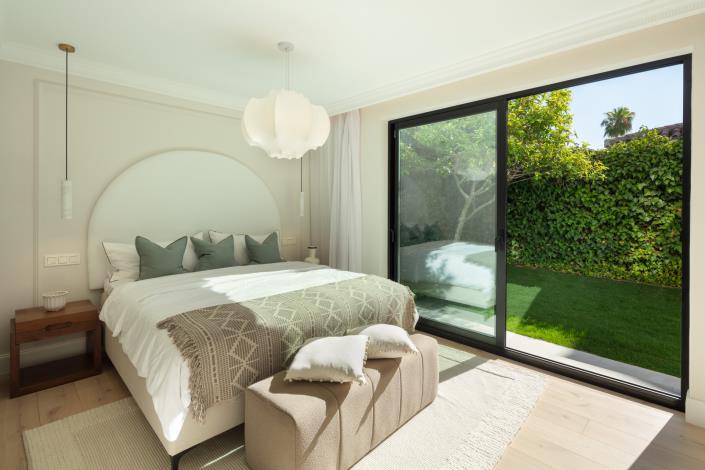 Image No.11-Villa de 5 chambres à vendre à Nueva Andalucia