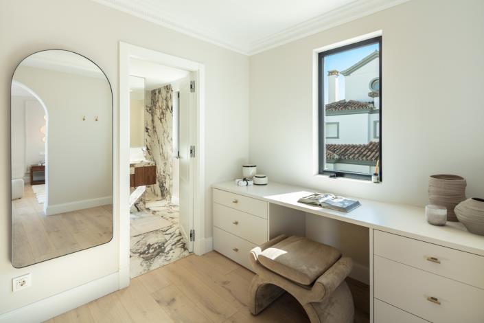 Image No.51-Villa de 5 chambres à vendre à Nueva Andalucia