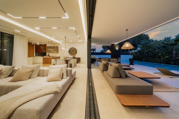 Image No.18-Villa de 5 chambres à vendre à Nueva Andalucia