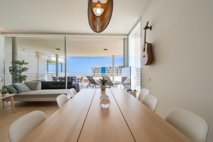 Image No.25-3 Bed Apartment for sale