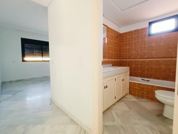 Image No.14-2 Bed Apartment for sale