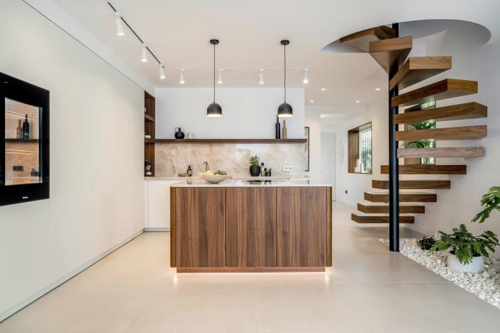 Image No.6-4 Bed Townhouse for sale