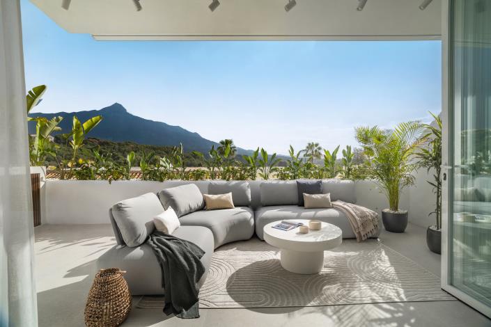 Image No.2-4 Bed Townhouse for sale