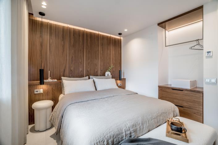 Image No.21-4 Bed Townhouse for sale