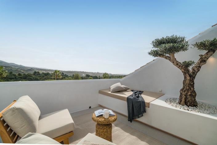 Image No.26-4 Bed Townhouse for sale