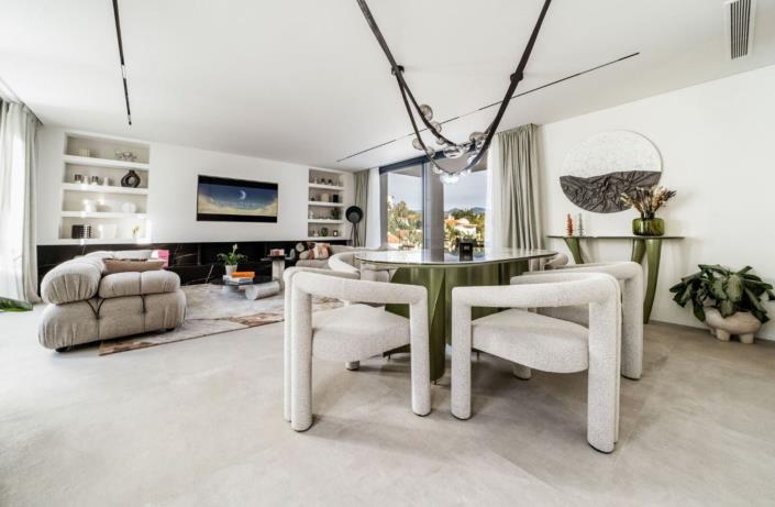 Image No.5-5 Bed Villa for sale