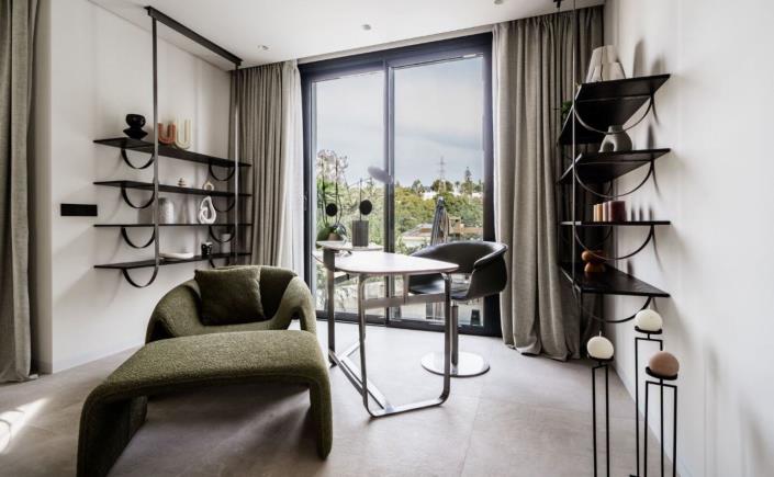 Image No.9-5 Bed Villa for sale